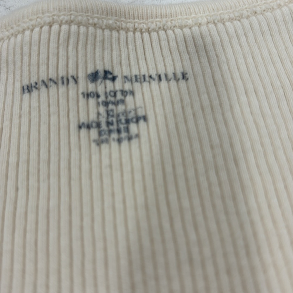 Brandy Melville 100%cotton baby tee ribbed - Picture 2 of 4